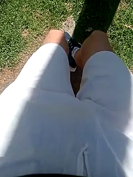 Snapshot of Damiianm chatting on 02/27/26, 03:45 Damiianm online show from 02/27/26, 03:45