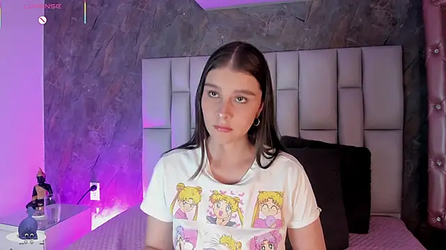 Snapshot of lya_gomez chatting on 03/19/26, 02:48 lya gomez online show from 03/19/26, 02:48