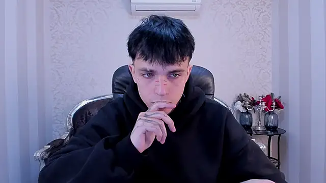 ClarkBev online show from 03/12/26, 05:35