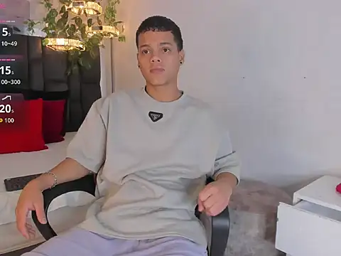 Snapshot of PATRIICKMILLER chatting on 02/25/26, 03:43 PATRIICKMILLER online show from 02/25/26, 03:43