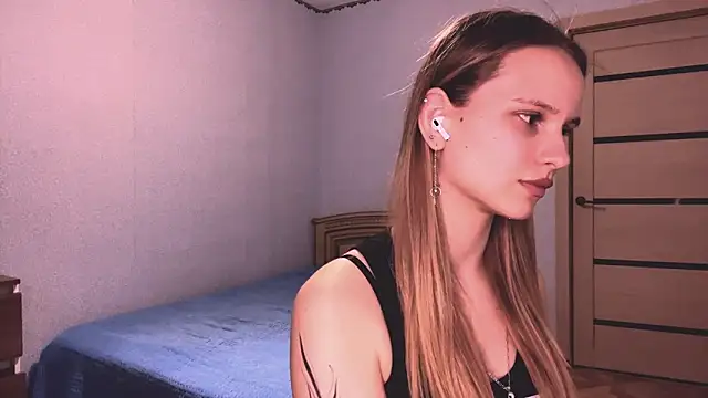 Snapshot of praycarolina chatting on 03/02/26, 02:02 praycarolina online show from 03/02/26, 02:02