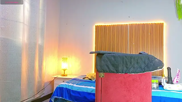 CIccioline pussyGolden online show from 03/28/26, 08:08