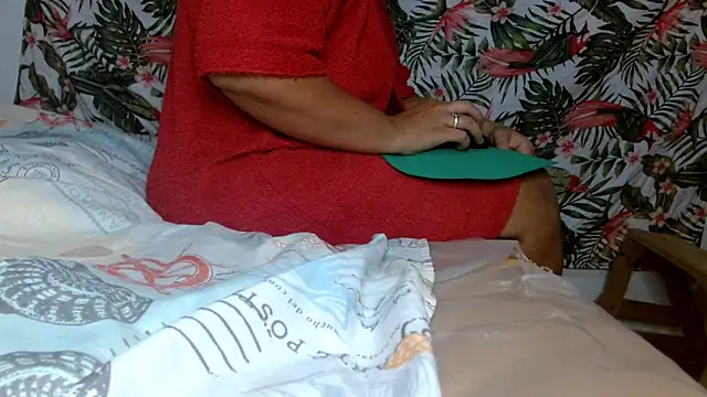 smallvioleta69 online show from 03/02/26, 06:15