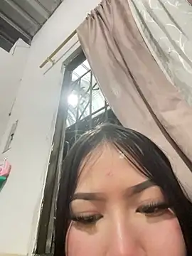 Snapshot of gatinholl chatting on 03/15/26, 12:38 gatinholl online show from 03/15/26, 12:38