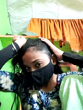 Cute aroshi online show from 04/06/26, 09:54