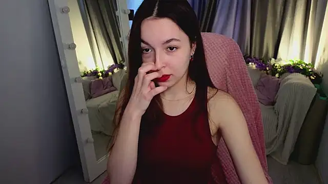 BellaThery online show from 04/09/26, 05:07