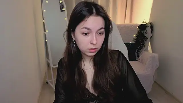 BellaThery online show from 05/27/26, 05:04