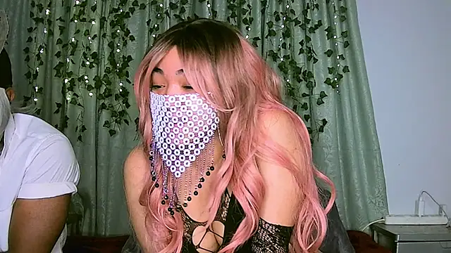 Snapshot of Enzo_Azalea chatting on 02/25/26, 07:12 Enzo Azalea online show from 02/25/26, 07:12