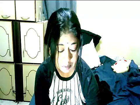 IndianPleasures21 online show from 06/18/26, 01:39