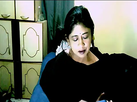 IndianPleasures21 online show from 08/01/26, 04:23