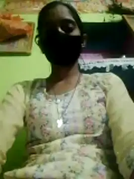 wifedesi7050 online show from 03/25/26, 04:57