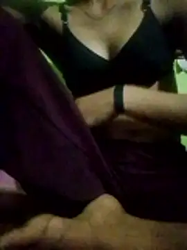wifedesi7050 online show from 05/21/26, 04:47