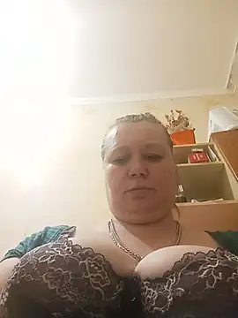 KiraStanton online show from 05/20/26, 07:31