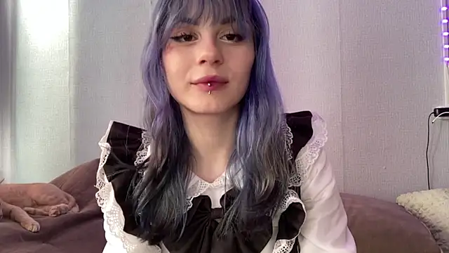 Emmibrilson online show from 03/28/26, 10:48