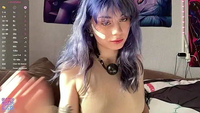 Snapshot of Emmibrilson chatting on 06/18/26, 12:42 Emmibrilson online show from 06/18/26, 12:42