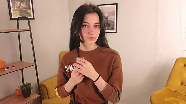 Lilian Merf online show from 03/27/26, 10:48