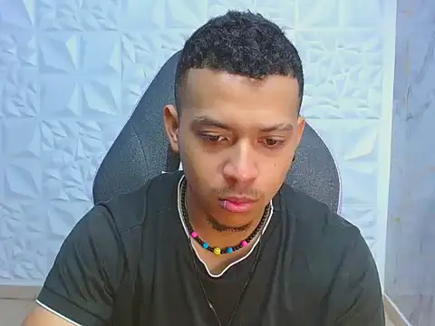 Snapshot of dylans_brown chatting on 02/26/26, 01:21 dylans brown online show from 02/26/26, 01:21