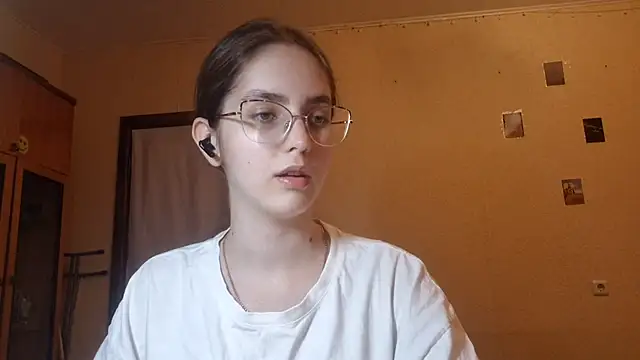 Katelemon online show from 07/06/26, 01:19
