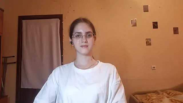 Katelemon online show from 07/06/26, 03:03
