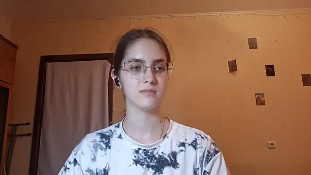 Katelemon online show from 07/08/26, 02:21
