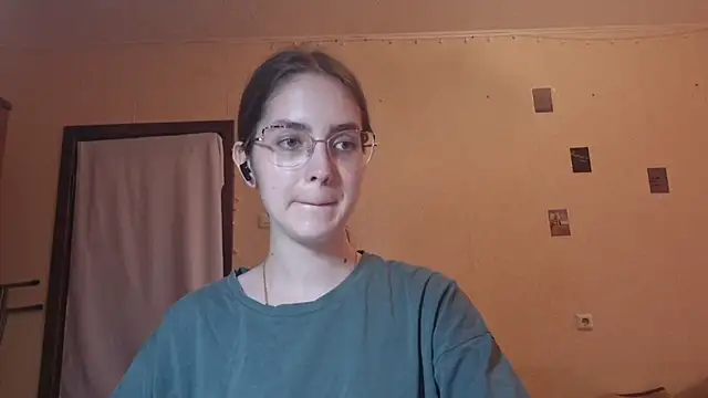 Katelemon online show from 07/14/26, 01:50