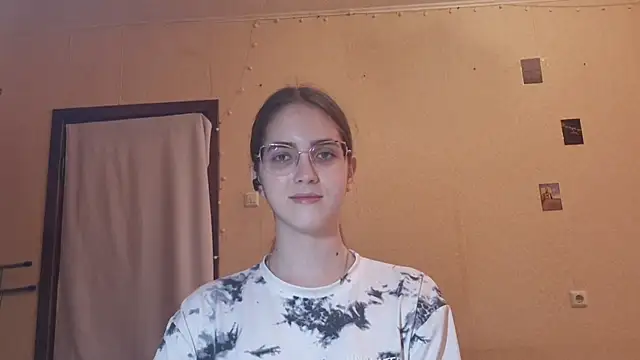 Katelemon online show from 07/17/26, 09:38