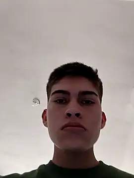 Snapshot of bbluchito chatting on 02/20/26, 04:07 bbluchito online show from 02/20/26, 04:07