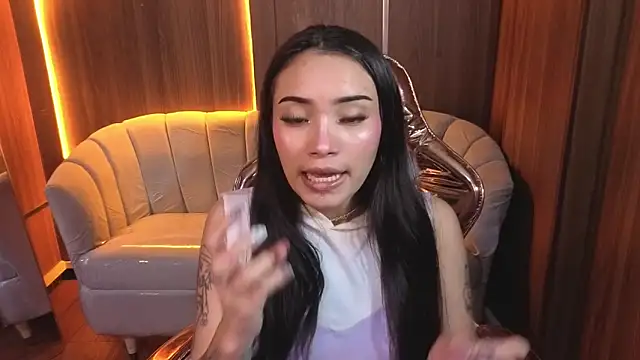 Daphne nicole b online show from 04/08/26, 12:49