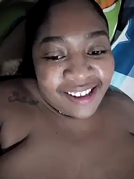 Snapshot of Megan-Small chatting on 02/25/26, 08:40 Megan-Small online show from 02/25/26, 08:40