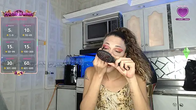 CrisOzzz online show from 05/31/26, 06:09