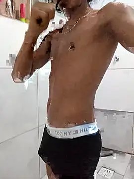 Snapshot of magrinh026 chatting on 02/27/26, 01:22 magrinh026 online show from 02/27/26, 01:22