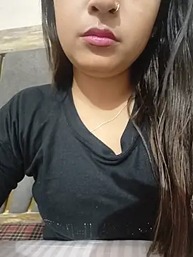 Shanaya-Hotty online show from 06/20/26, 10:12