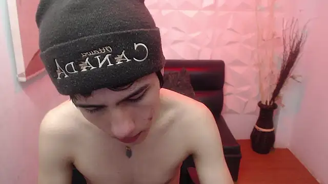 Stich 23 online show from 03/12/26, 02:34