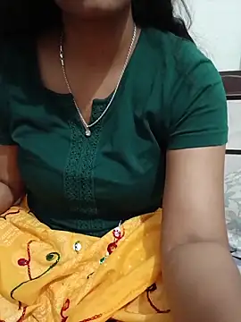 Queenlipx online show from 03/06/26, 04:03