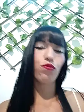 sandy 11  online show from 04/16/26, 03:18