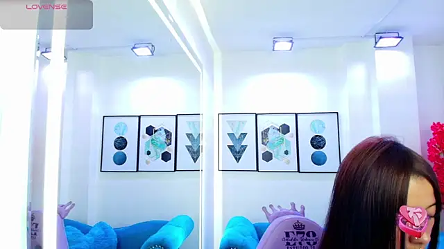 Chloe meoww online show from 03/24/26, 07:41