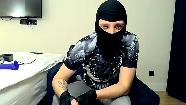 RyanRubber online show from 04/08/26, 07:58