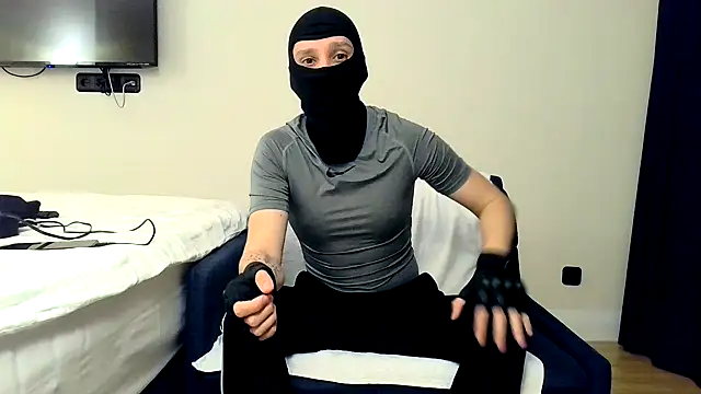 RyanRubber online show from 04/11/26, 08:02