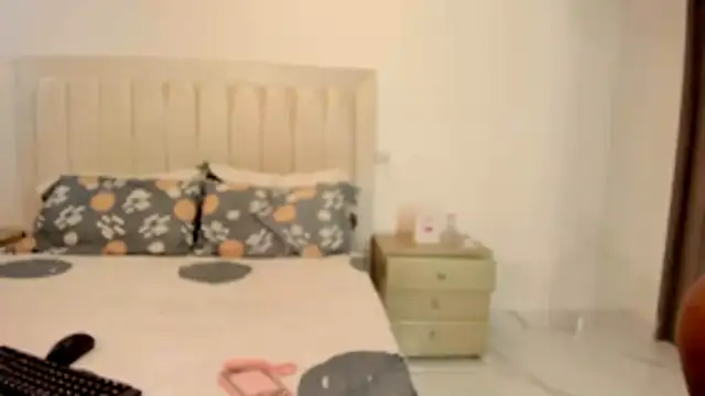 Scarlet luna1 online show from 03/19/26, 11:53