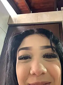 Iris Black online show from 04/11/26, 01:26