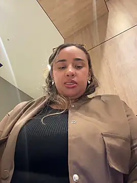 Eyssha online show from 04/08/26, 12:32