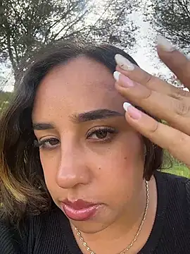 Eyssha online show from 04/19/26, 07:49