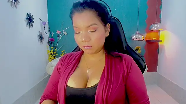 Elizabeth Suan  online show from 05/10/26, 12:21