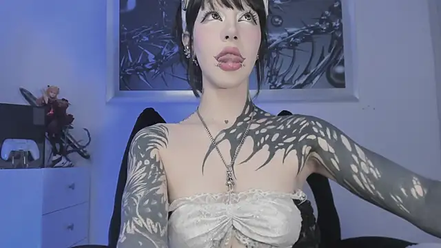 elledanielle online show from 05/15/26, 05:25