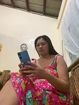 yum330 online show from 04/18/26, 11:14