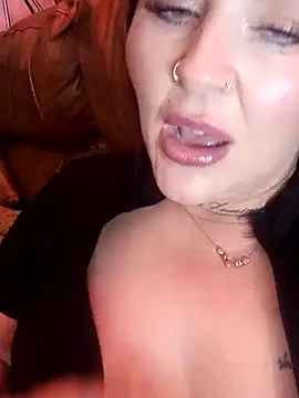 Kandi-kiss online show from 04/01/26, 09:12