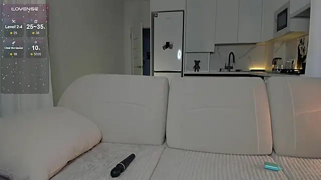 Snapshot of toffeepads1 chatting on 02/21/26, 09:38 toffeepads1 online show from 02/21/26, 09:38