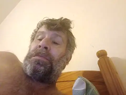 Snapshot of stud2512 chatting on 03/01/26, 01:51 stud2512 online show from 03/01/26, 01:51