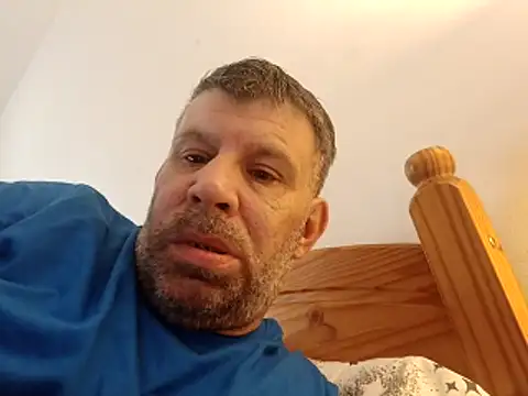 Snapshot of stud2512 chatting on 05/03/26, 08:53 stud2512 online show from 05/03/26, 08:53