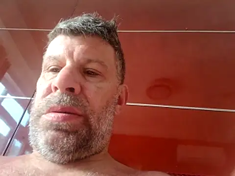 Snapshot of stud2512 chatting on 05/09/26, 06:51 stud2512 online show from 05/09/26, 06:51